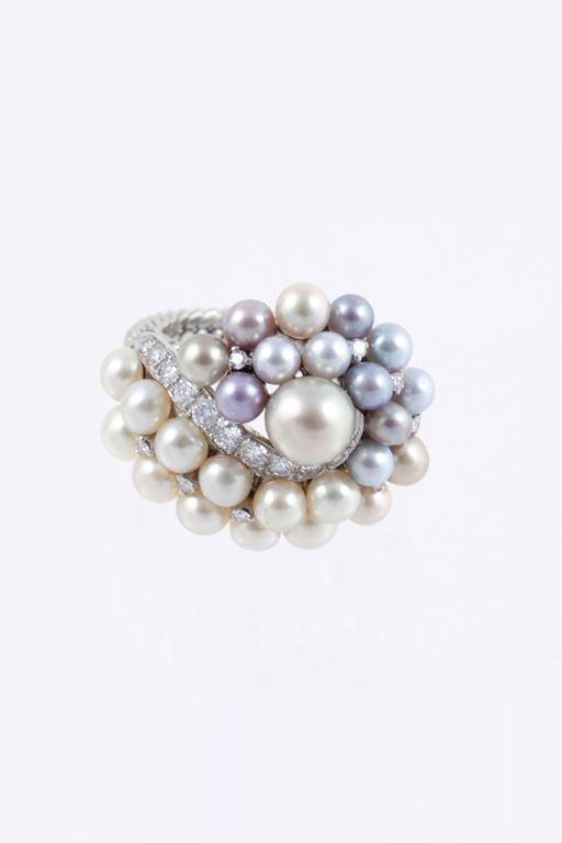 9k Gold Pearl and Diamond Ring