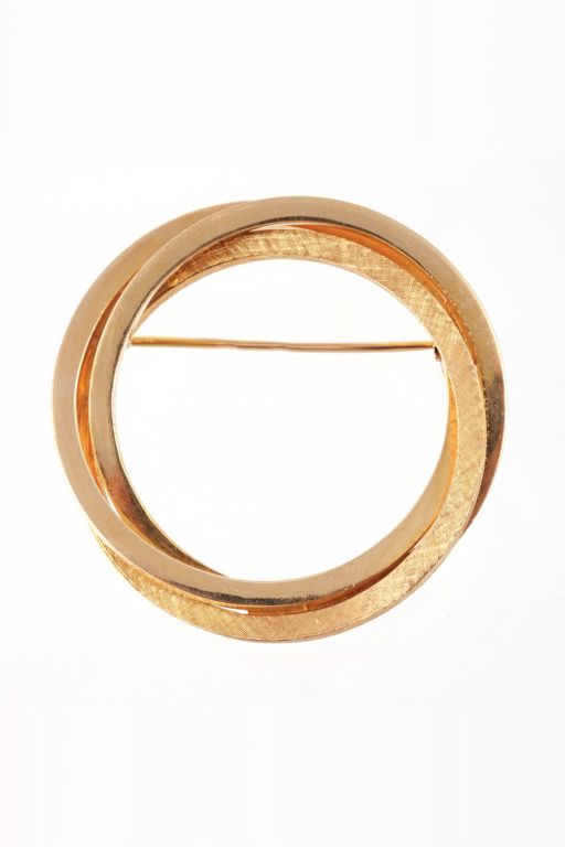 18k Gold Brooch