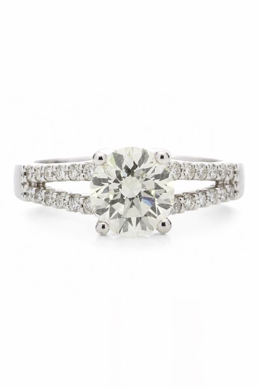 18k Gold Diamond Ring