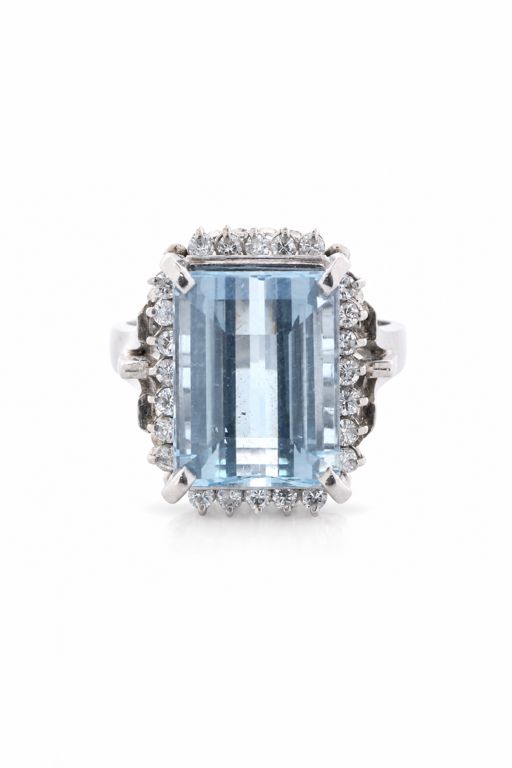 Platinum Aquamarine and Diamond Ring