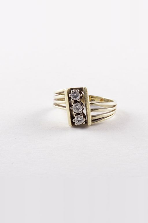 14k Gold Diamond Ring
