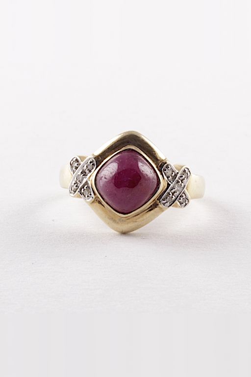 14k Gold Ruby and Diamond Ring