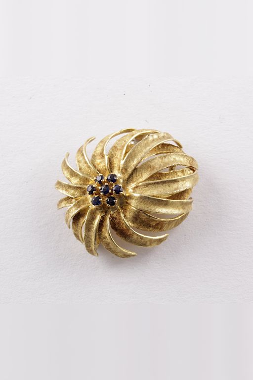18k Gold Sapphire Brooch