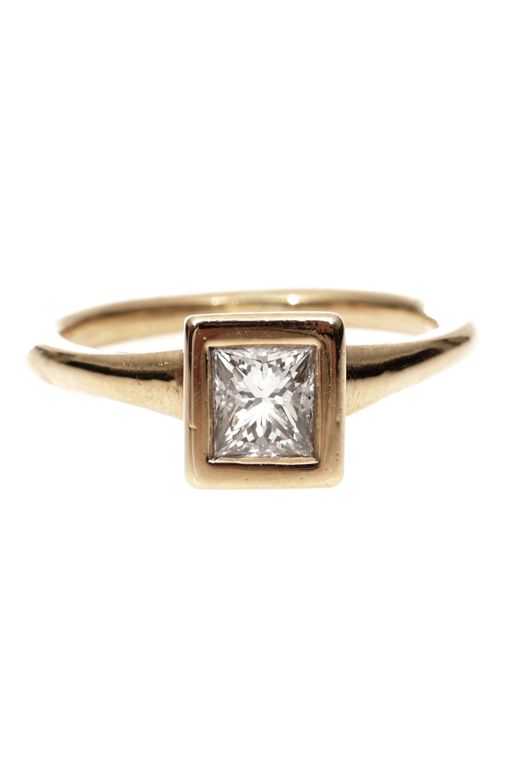 18k Gold Diamond Ring