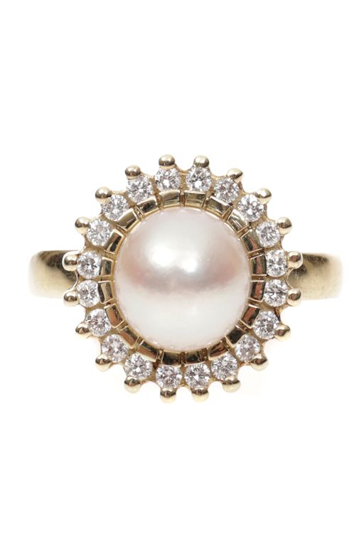 14k Gold Pearl and Diamond Ring