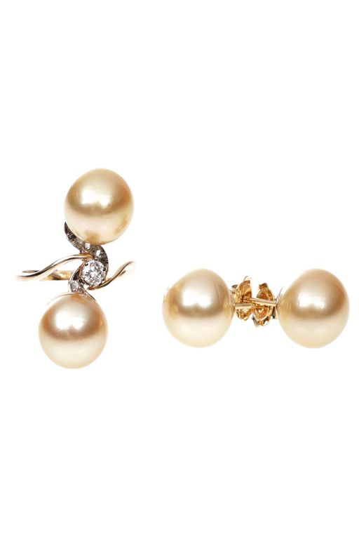 14k Gold Pearl and Diamond Jewelry Set