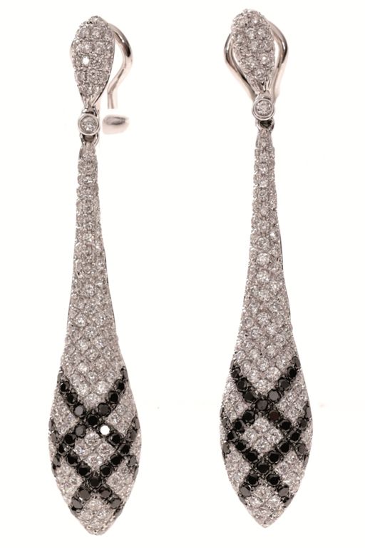 Pair of 18k Gold Diamond Earrings