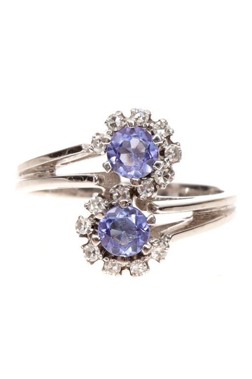 14k Gold Tanzanite and Diamond Ring