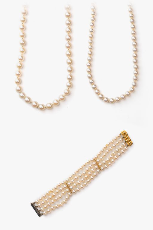 18k Gold Pearl and Diamond Jewelry Set