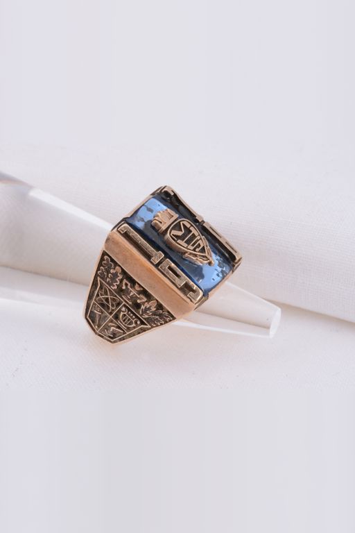 10k Gold College Ring