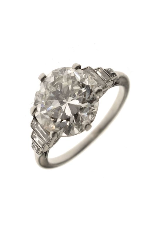 Platinum Diamond Ring