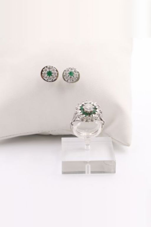 Diamond and Emerald Jewelry Set