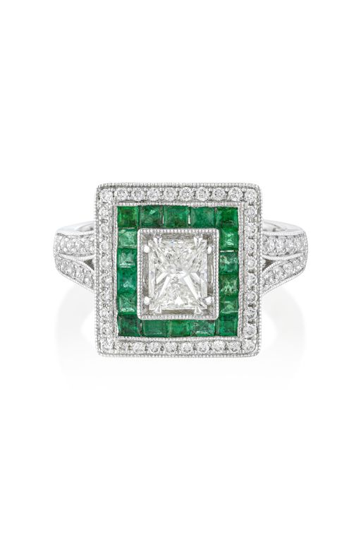 18k Gold Diamond and Emerald Ring