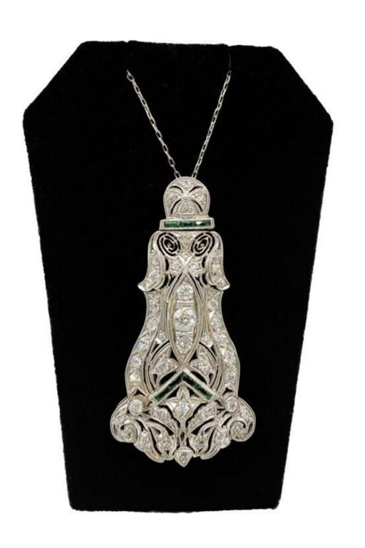 18k Gold Diamond and Emerald Pendant Necklace