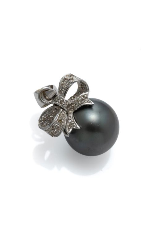 14k White Gold Pearl and Diamond Bow Pendant