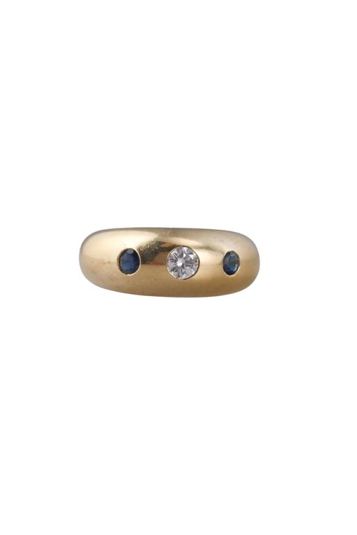 18k Gold Diamond and Sapphire Ring