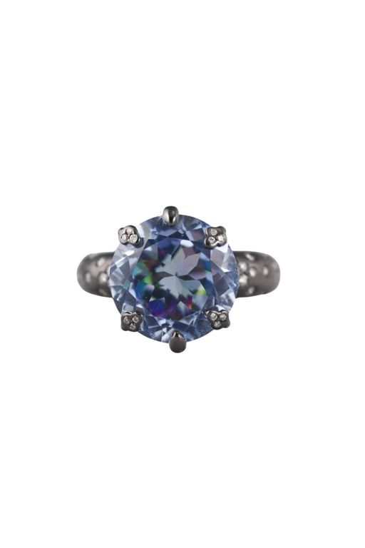 18k Gold Blue Stone and Diamond Ring