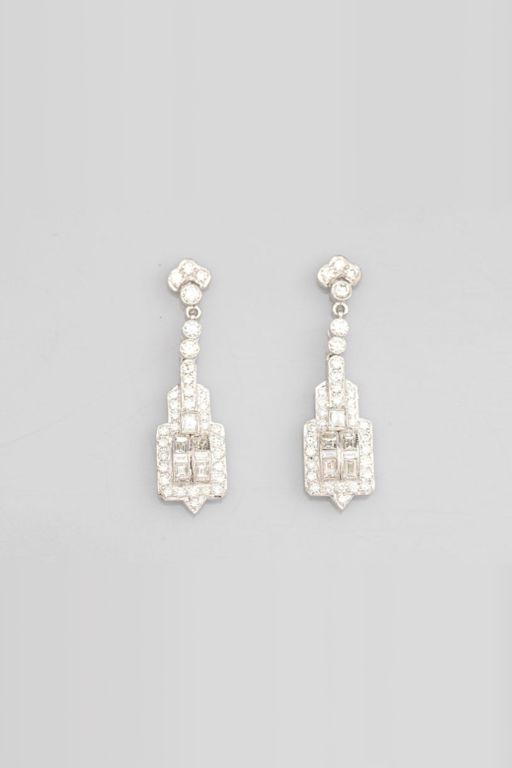 18k White Gold Diamond Earrings