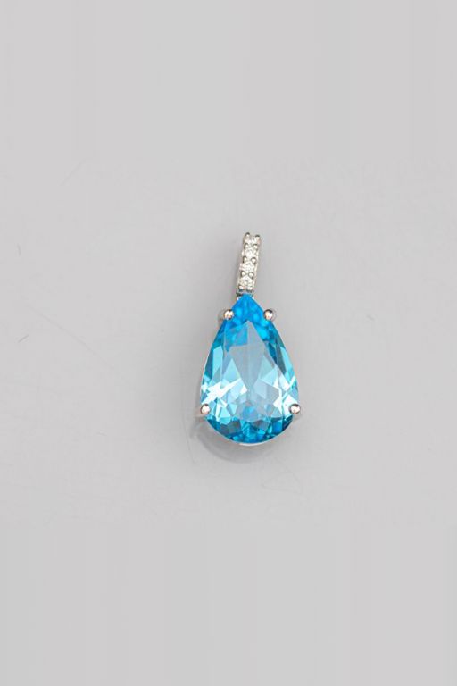 18k White Gold Topaz and Diamond Pendant