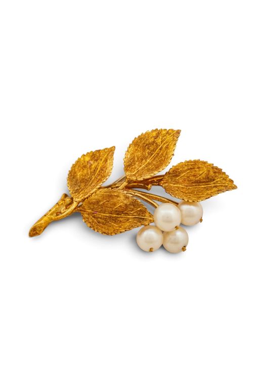 18k Yellow Gold Pearl Brooch