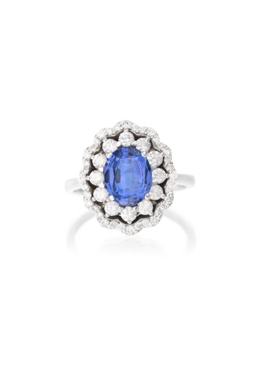 18k White Gold Tanzanite and Diamond Ring