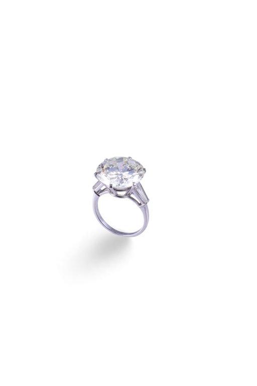 Platinum Diamond Ring