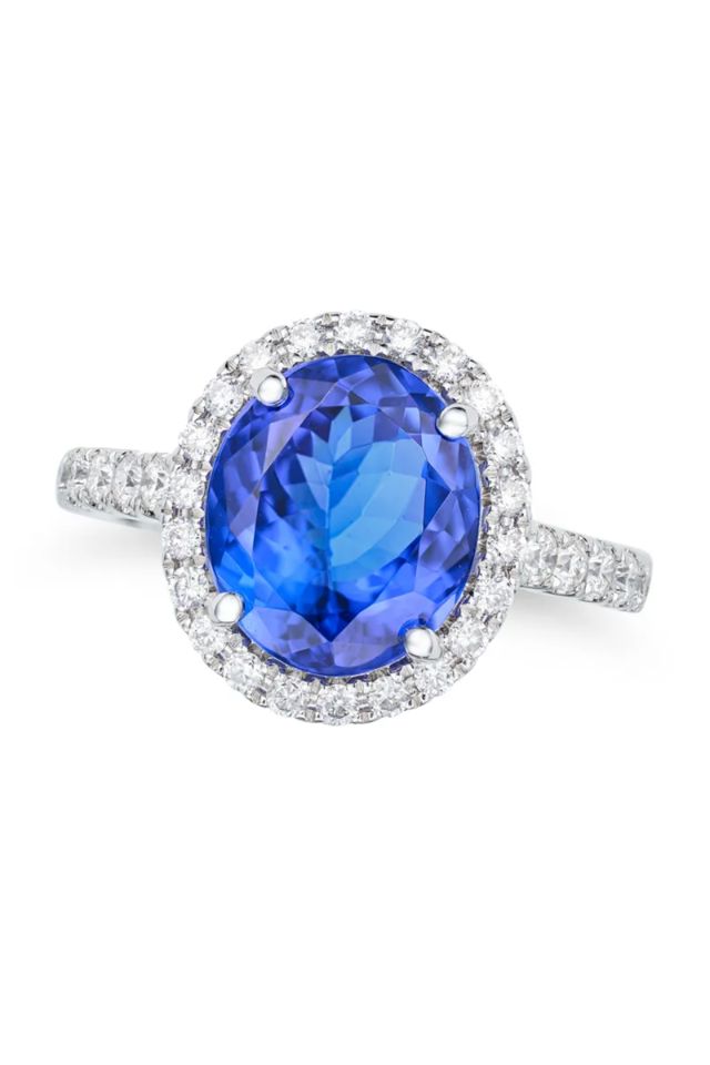 18k Gold Tanzanite and Diamond Ring