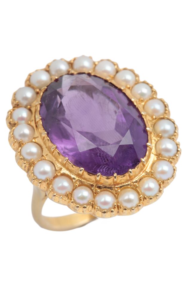 9k Gold Amethyst and Pearl Ring