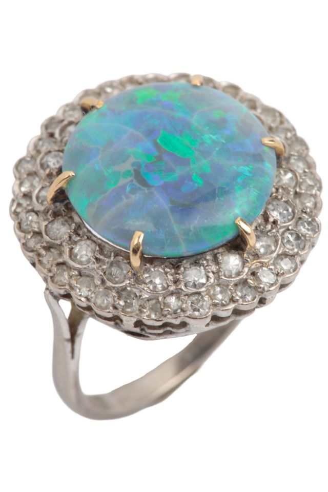 18k Gold Opal and Diamond Ring