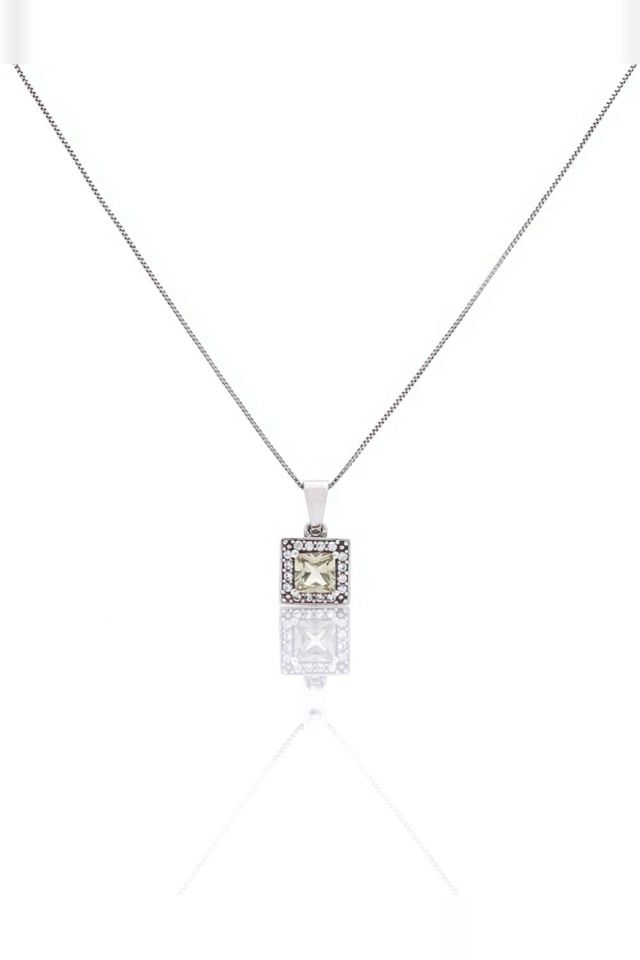 Gold Topaz Pendant Necklace