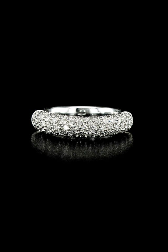 18k White Gold Diamond Ring